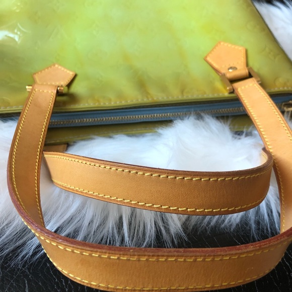 Authentic Louis Vuitton Huston Vernis bag - Picture 12 of 16